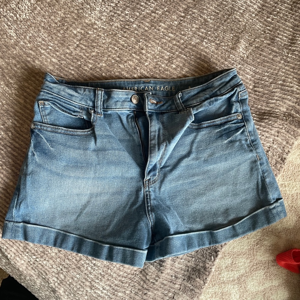 American eagle mom shorts size 8